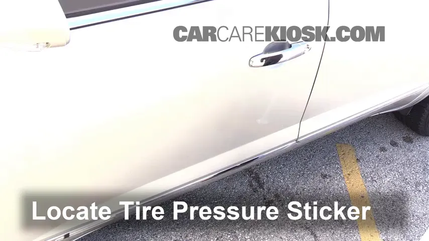 2014 Buick Enclave 3.6L V6 Tires & Wheels Check Tire Pressure